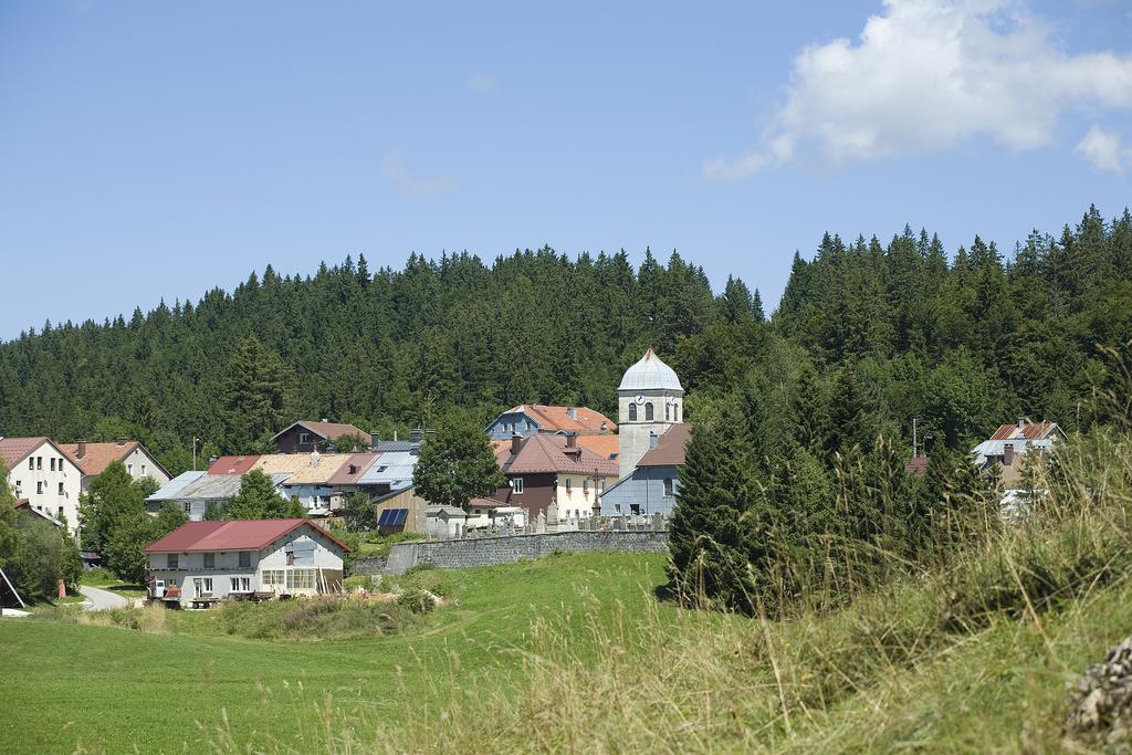 La Spatule, Logis du Jura Lamoura Extérieur photo